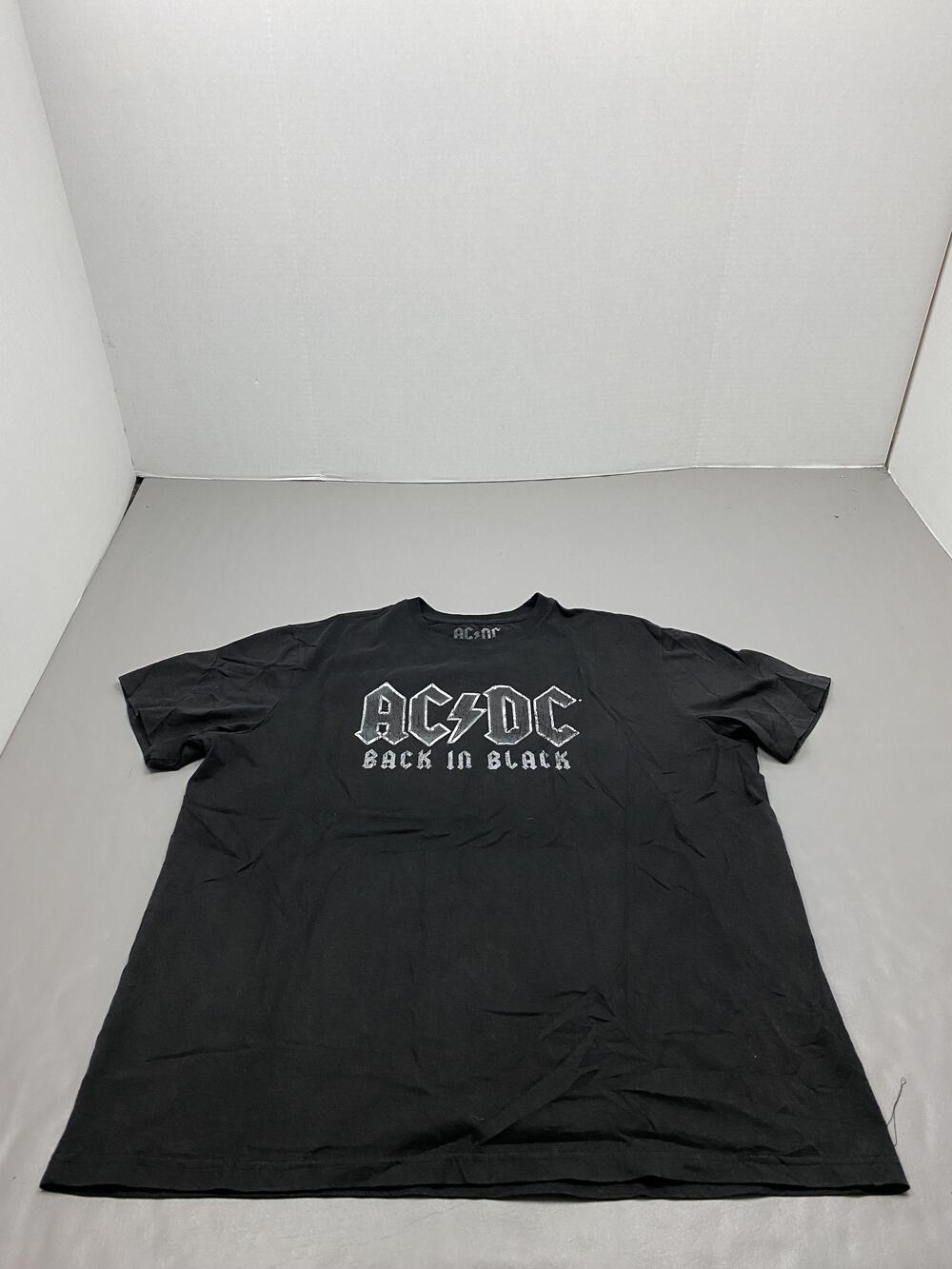 AC/DC Shirt Mens 2XL Black Back In Black Graphic Band Logo Crewneck Tee